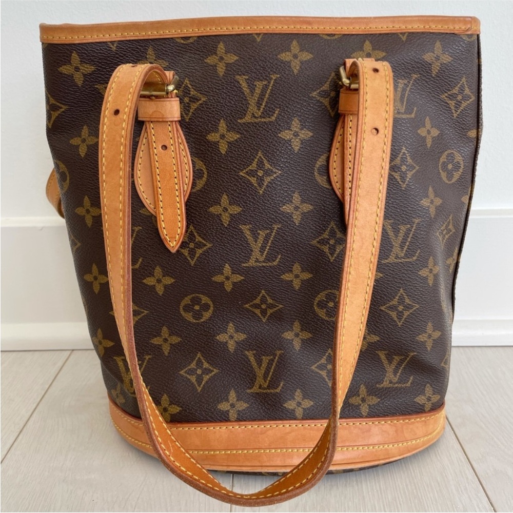 Louis Vuitton Monogram Petit Bucket
